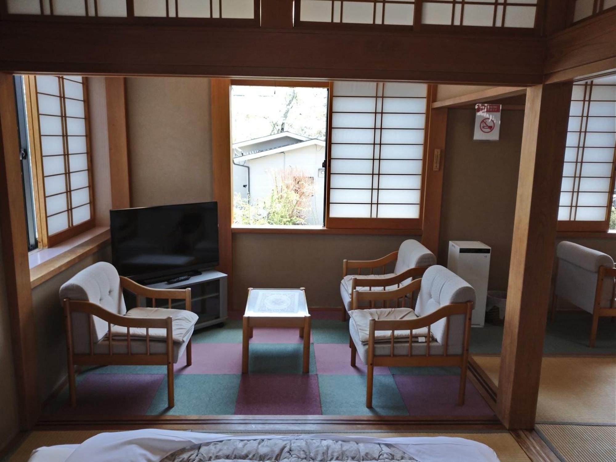 Hotel Nishimiyasou Fujikawaguchiko Zewnętrze zdjęcie