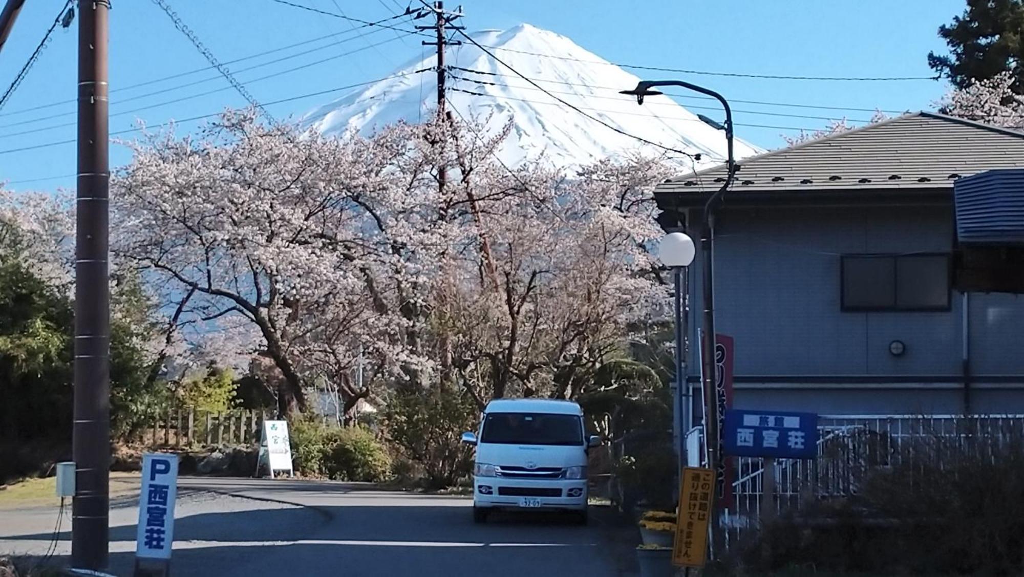 Hotel Nishimiyasou Fujikawaguchiko Zewnętrze zdjęcie