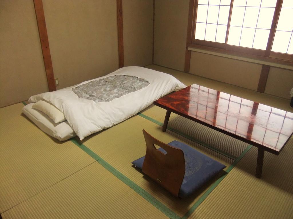 Hotel Nishimiyasou Fujikawaguchiko Zewnętrze zdjęcie